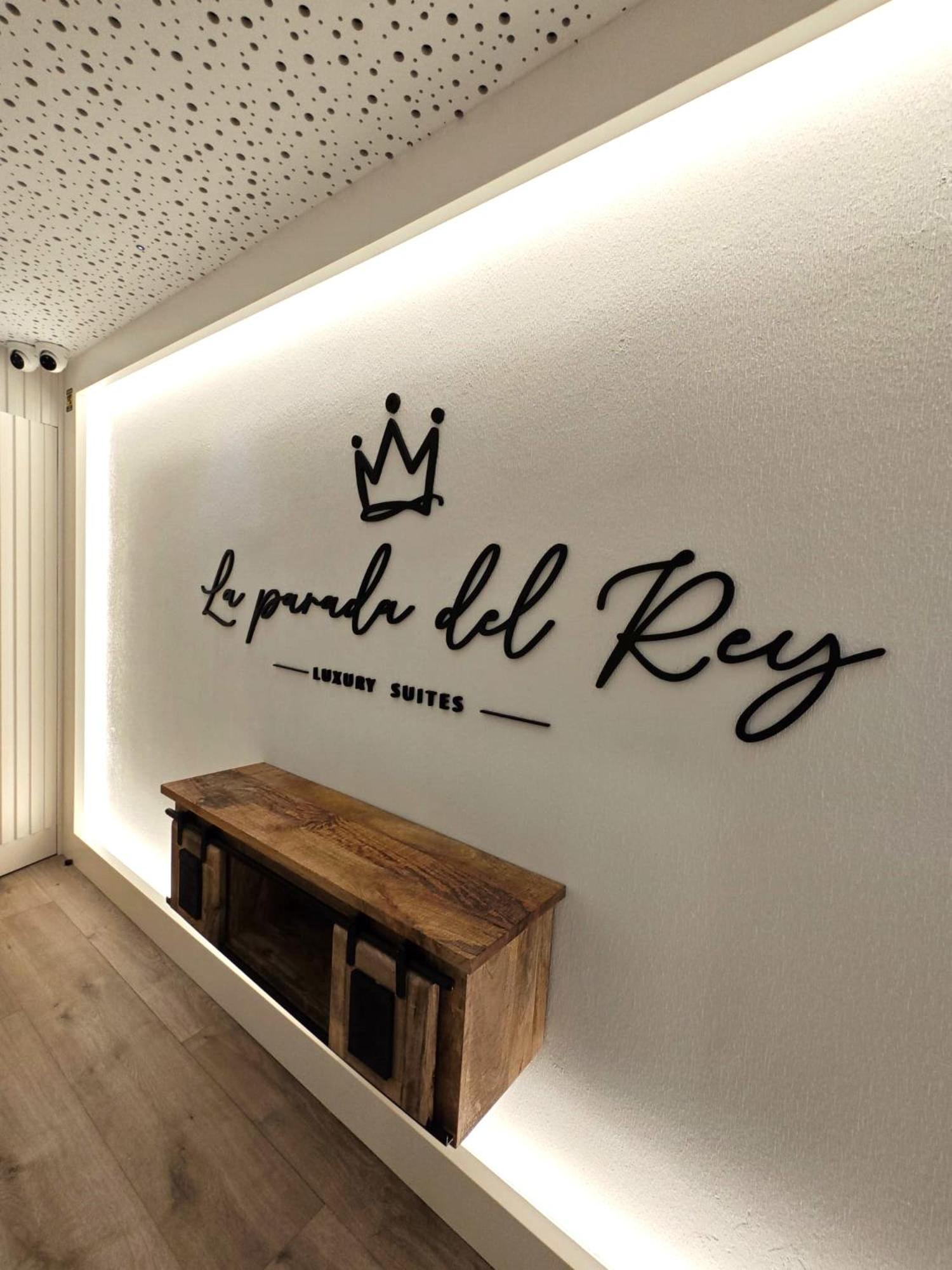 פלאסנסיה La Parada Del Rey - Luxury Suites מראה חיצוני תמונה